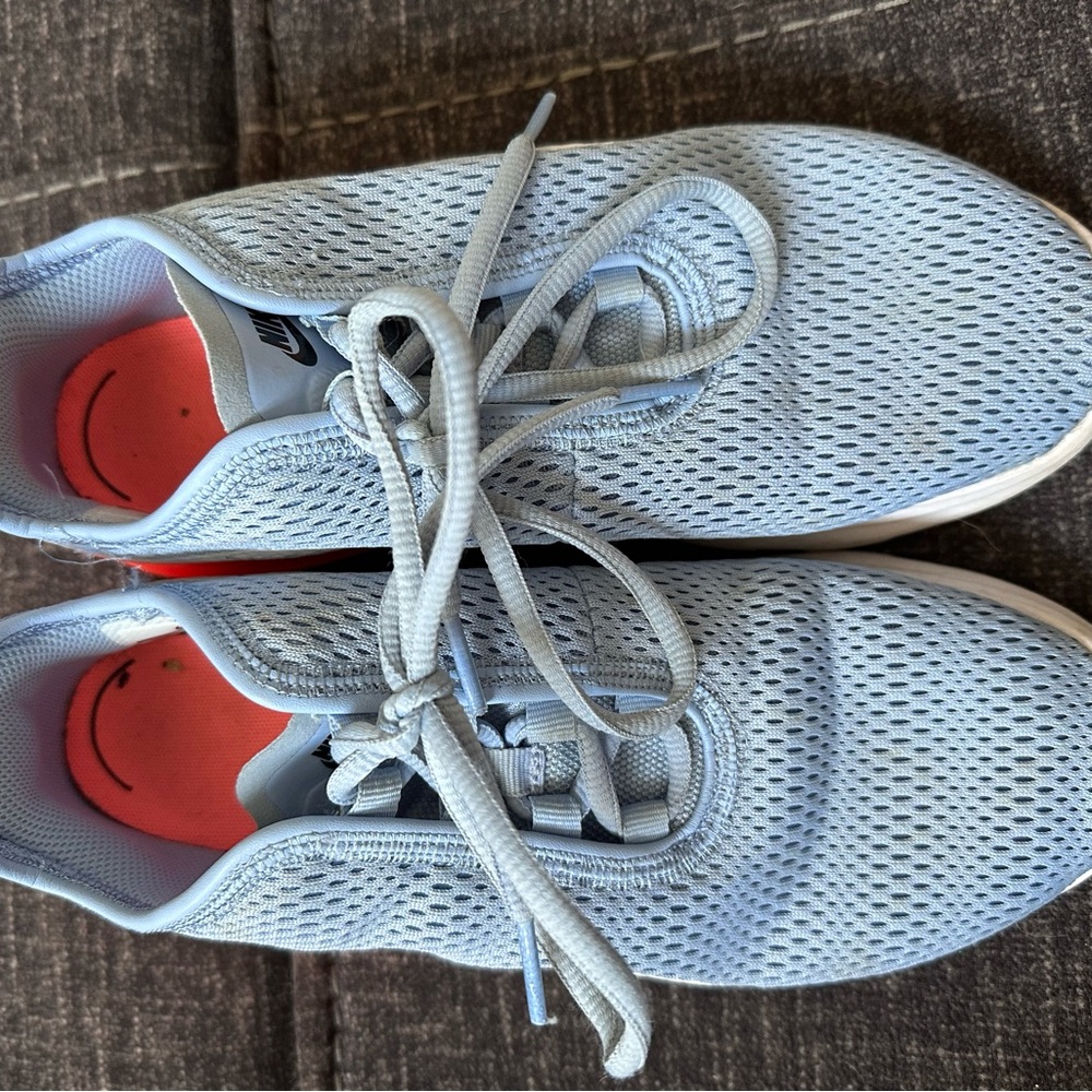 Nike Air Size 7 1/2 Shoes